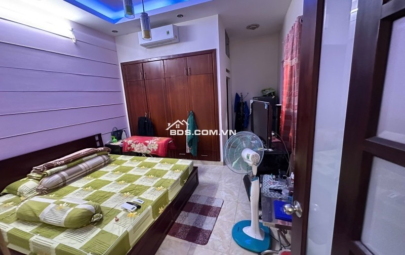 Nhà Đẹp 5 tầng Căn góc kg LG, Hẻm 6m Khu Bàu Cát, 54m2, 5PN, P.11 Tân Bình. Chỉ 10.5 tỷ TL